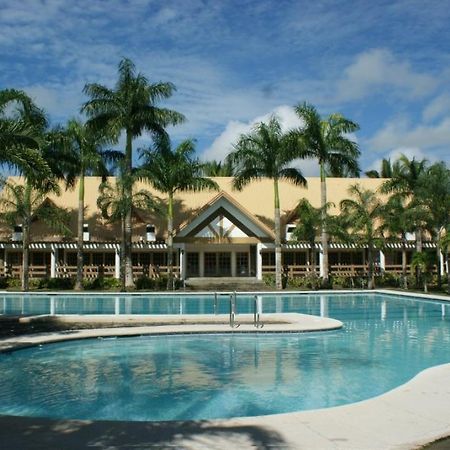 Pineapple Island Resort Daet Exterior foto